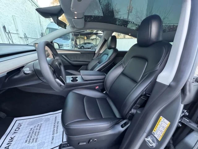 2024 Tesla Model Y - Image 12 of 21