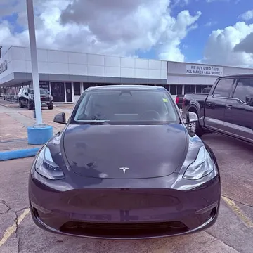 2024 Tesla Model Y Long Range