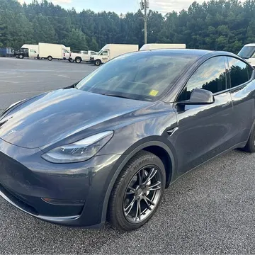 2024 Tesla Model Y Long Range