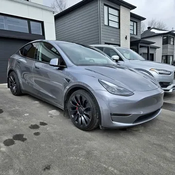 2024 Tesla Model Y Performance