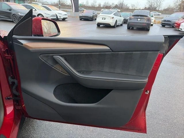 2024 Tesla Model Y Performance - Image 21 of 21