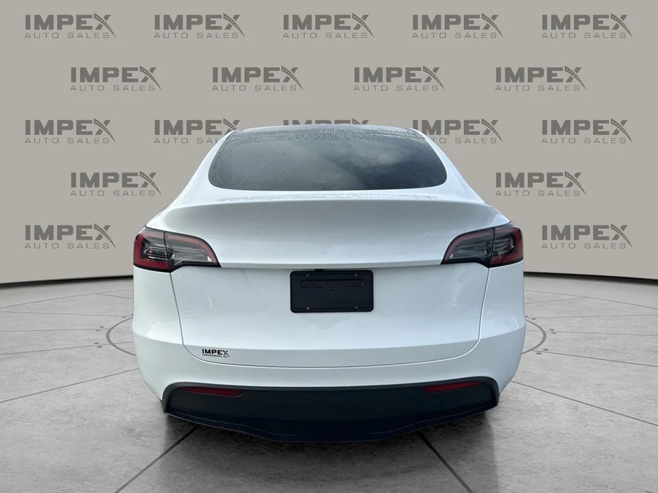 2024 Tesla Model Y Performance - Image 4 of 12