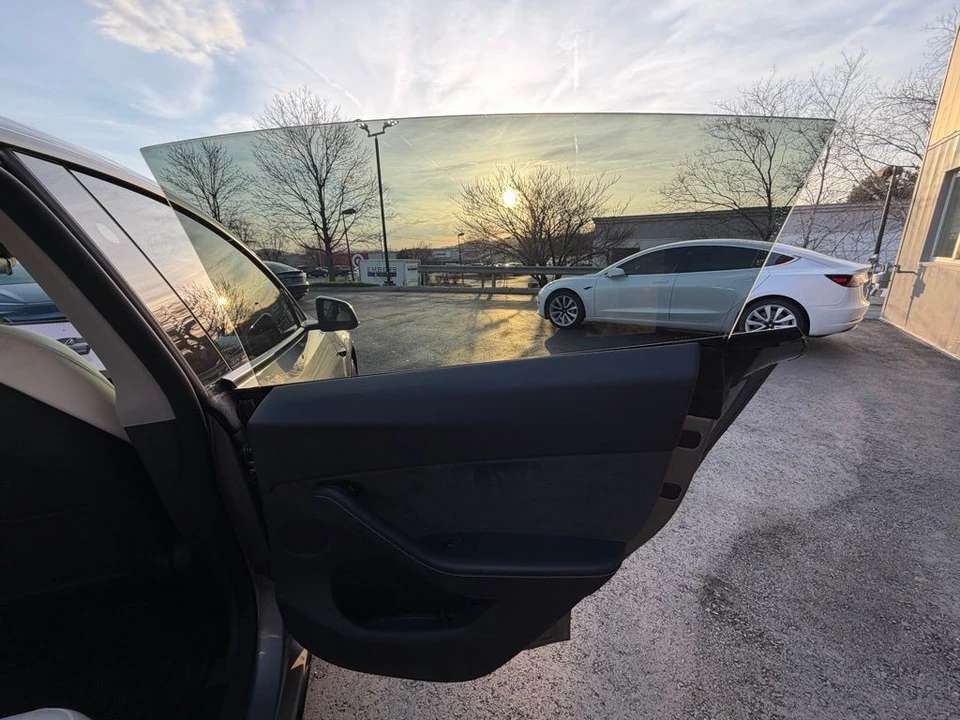 2024 Tesla Model Y Performance - Image 13 of 16