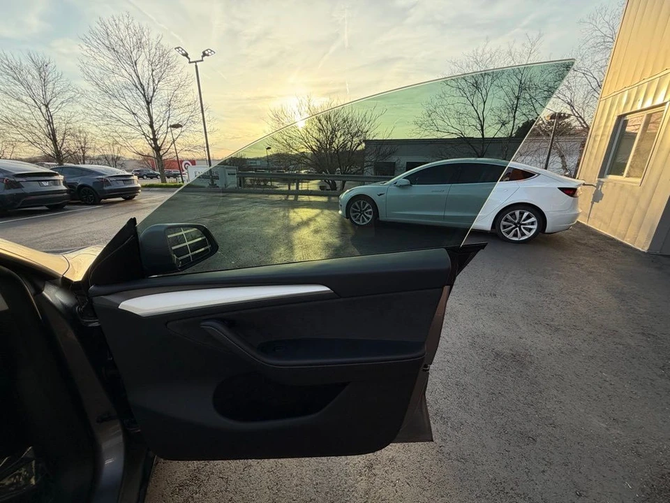 2024 Tesla Model Y Performance - Image 11 of 16