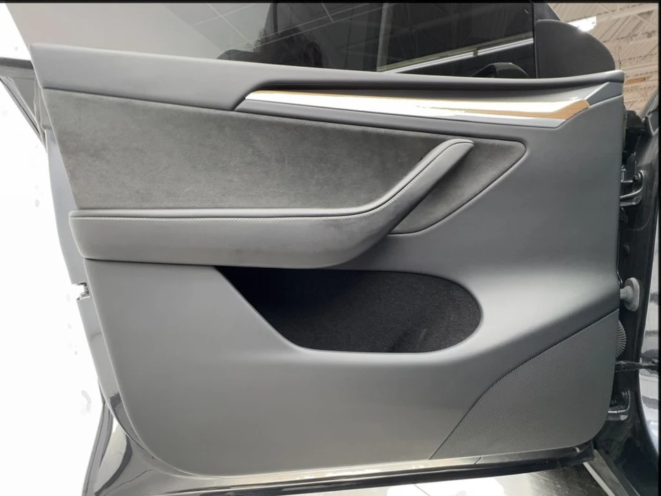 2024 Tesla Model Y Performance - Image 21 of 21