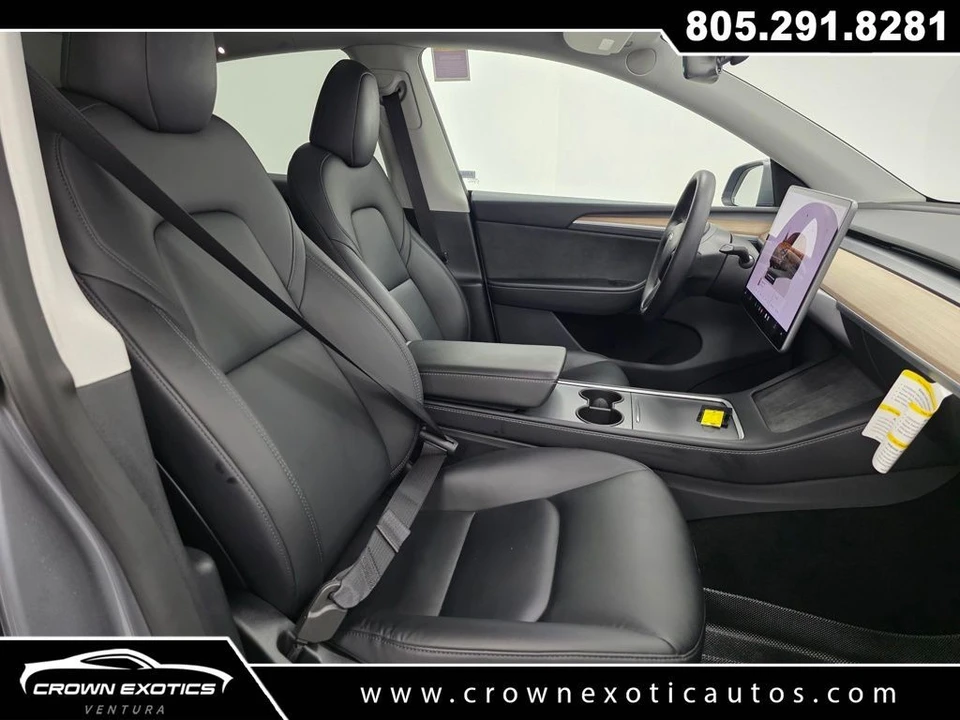2024 Tesla Model Y Performance - Image 10 of 21