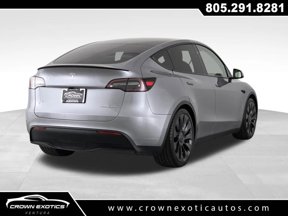 2024 Tesla Model Y Performance - Image 7 of 21