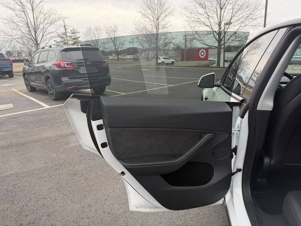 2024 Tesla Model Y Performance - Image 8 of 16