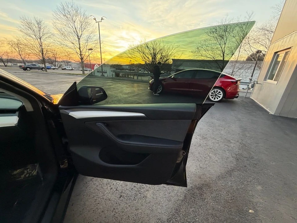 2024 Tesla Model Y Performance - Image 13 of 16