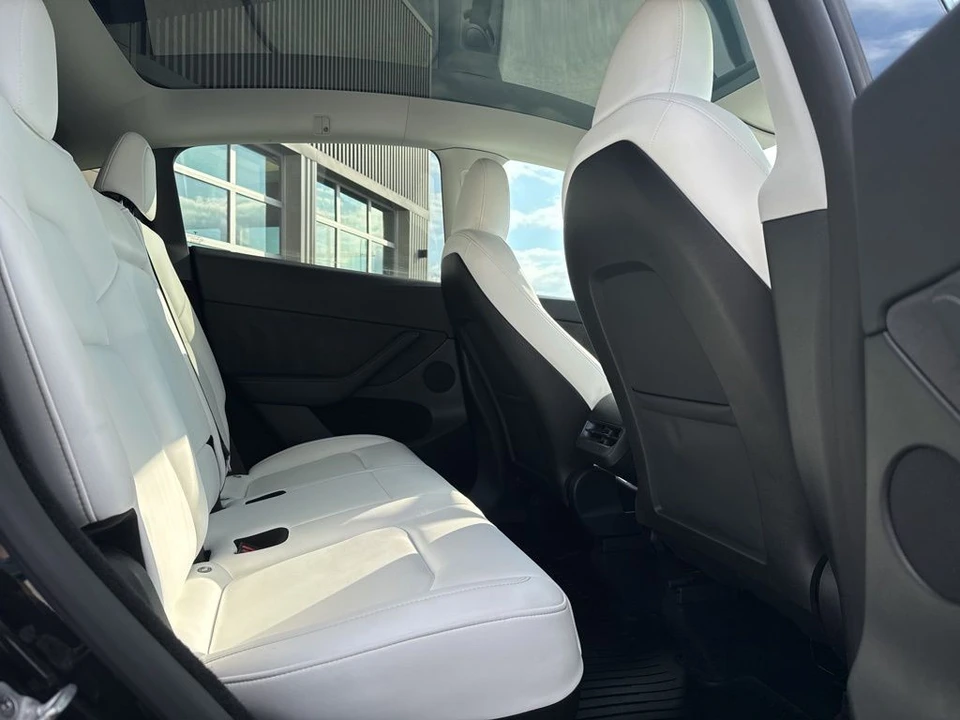 2024 Tesla Model Y Performance - Image 20 of 21