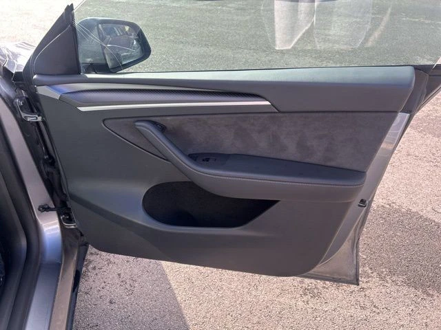 2024 Tesla Model Y Performance - Image 21 of 21