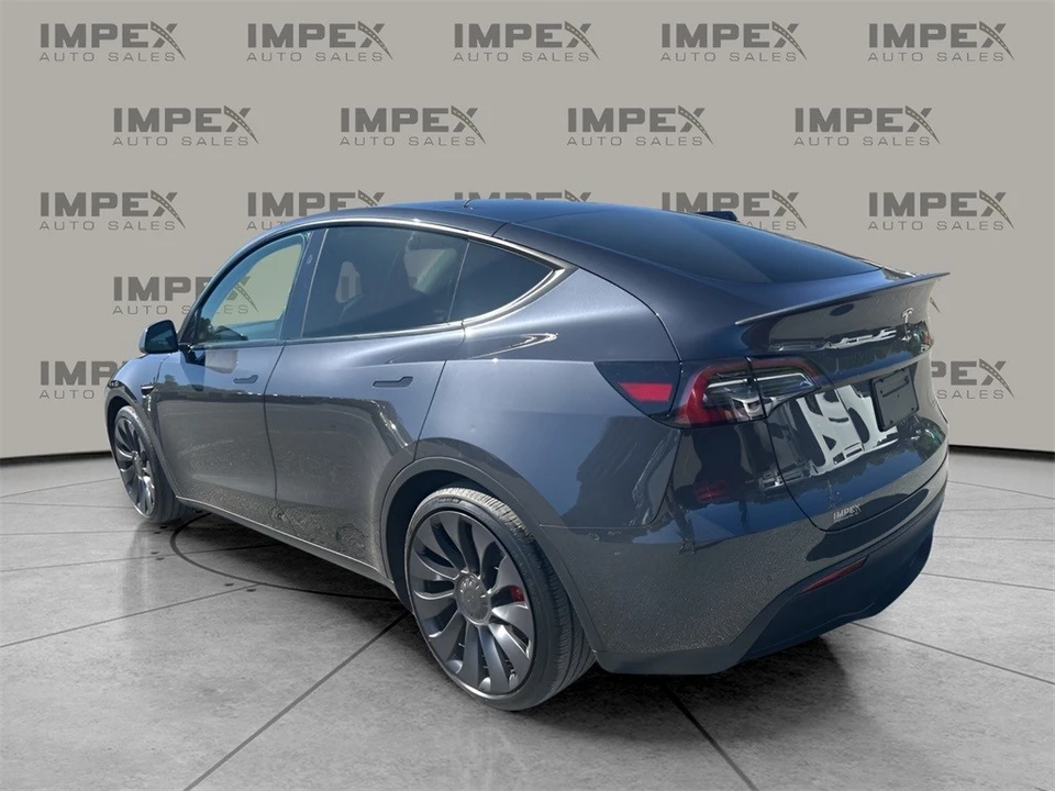 2024 Tesla Model Y Performance - Image 3 of 12