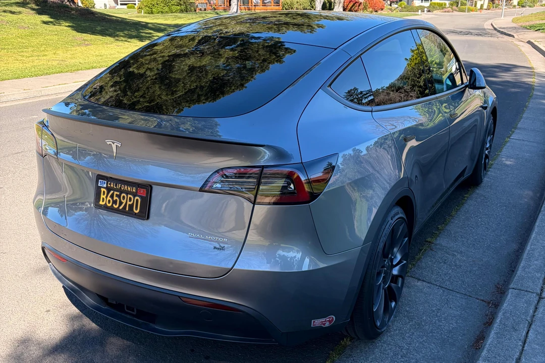 2024 Tesla Model Y Performance - Image 4 of 31