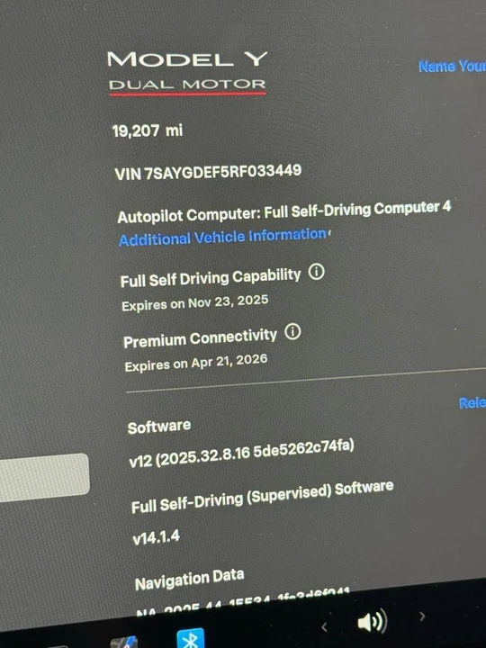2024 Tesla Model Y Performance - Image 12 of 12