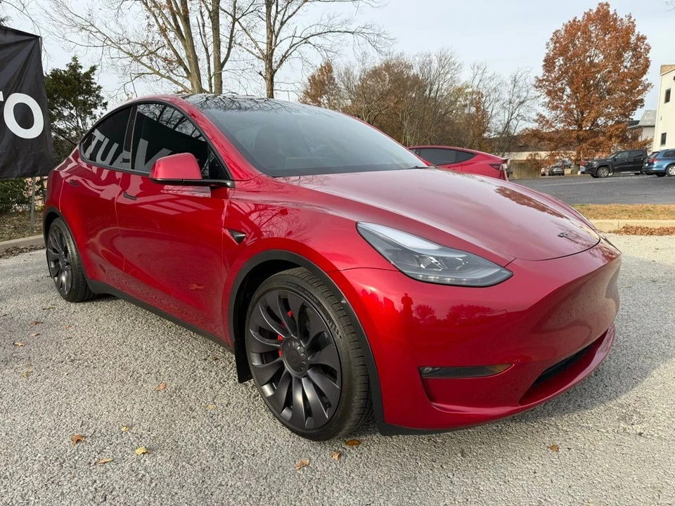 2024 Tesla Model Y Performance - Image 2 of 12