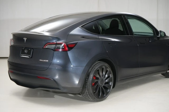 2024 Tesla Model Y Performance - Image 16 of 21