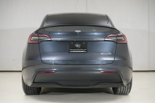 2024 Tesla Model Y Performance - Image 19 of 21