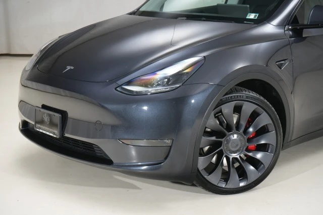 2024 Tesla Model Y Performance - Image 5 of 21