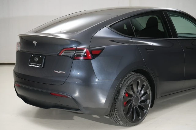2024 Tesla Model Y Performance - Image 17 of 21