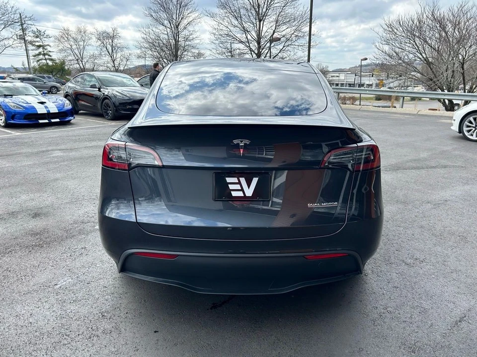 2024 Tesla Model Y Performance - Image 6 of 15