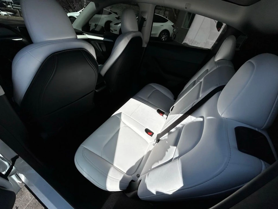 2024 Tesla Model Y Performance - Image 13 of 17