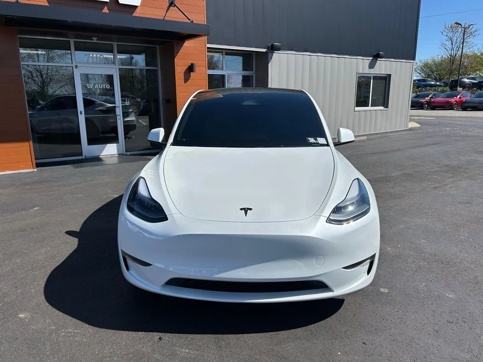 2024 Tesla Model Y Performance - Image 2 of 17