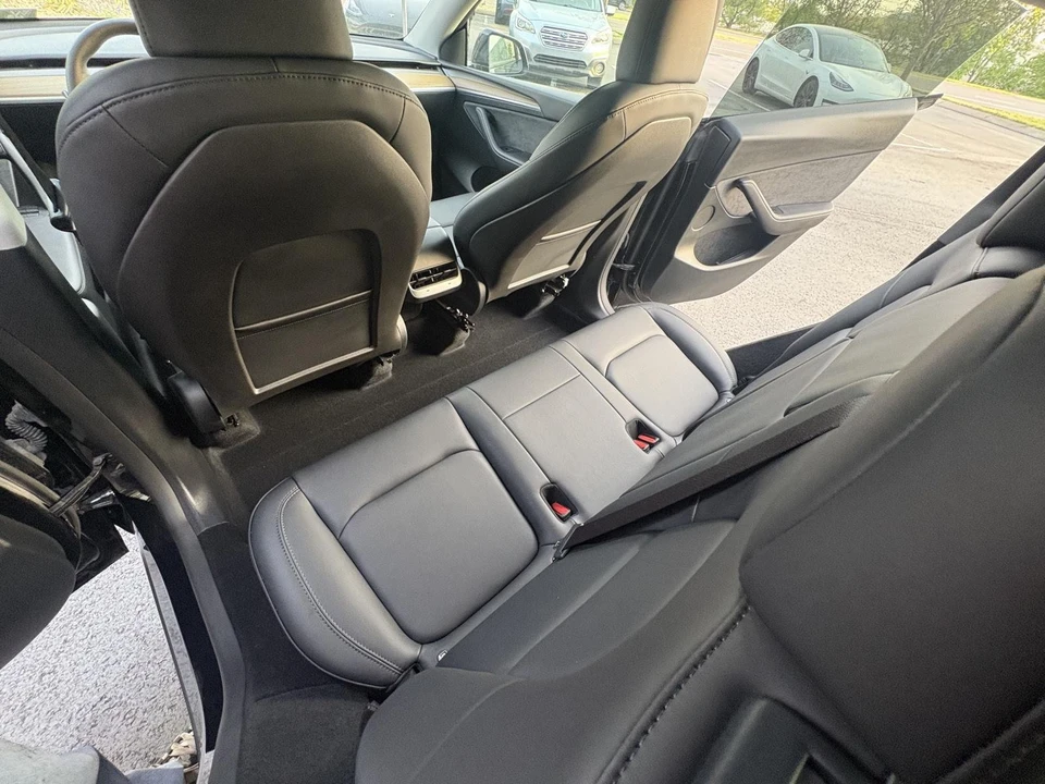 2024 Tesla Model Y Performance - Image 10 of 17