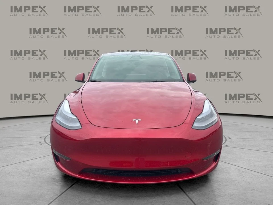 2024 Tesla Model Y Performance - Image 8 of 12