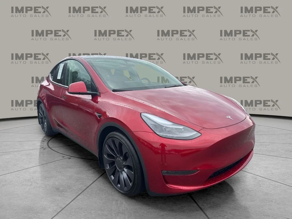 2024 Tesla Model Y Performance - Image 7 of 12