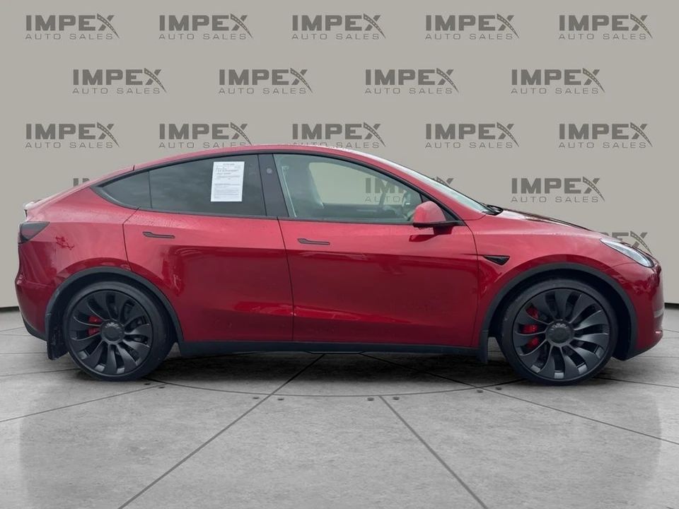 2024 Tesla Model Y Performance - Image 6 of 12