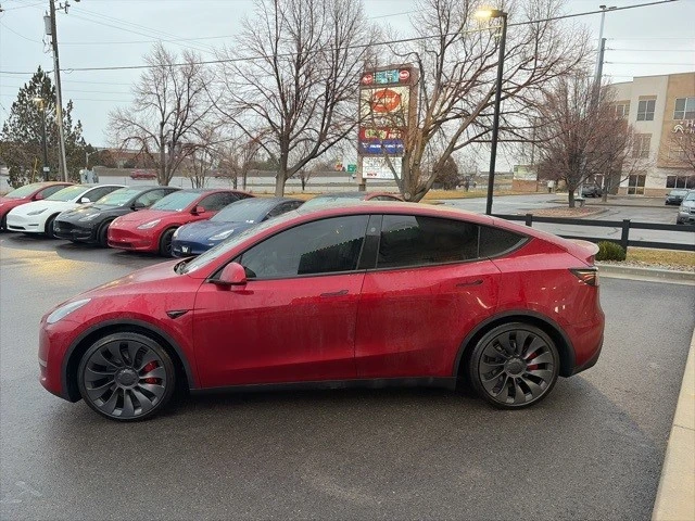 2024 Tesla Model Y Performance - Image 5 of 21