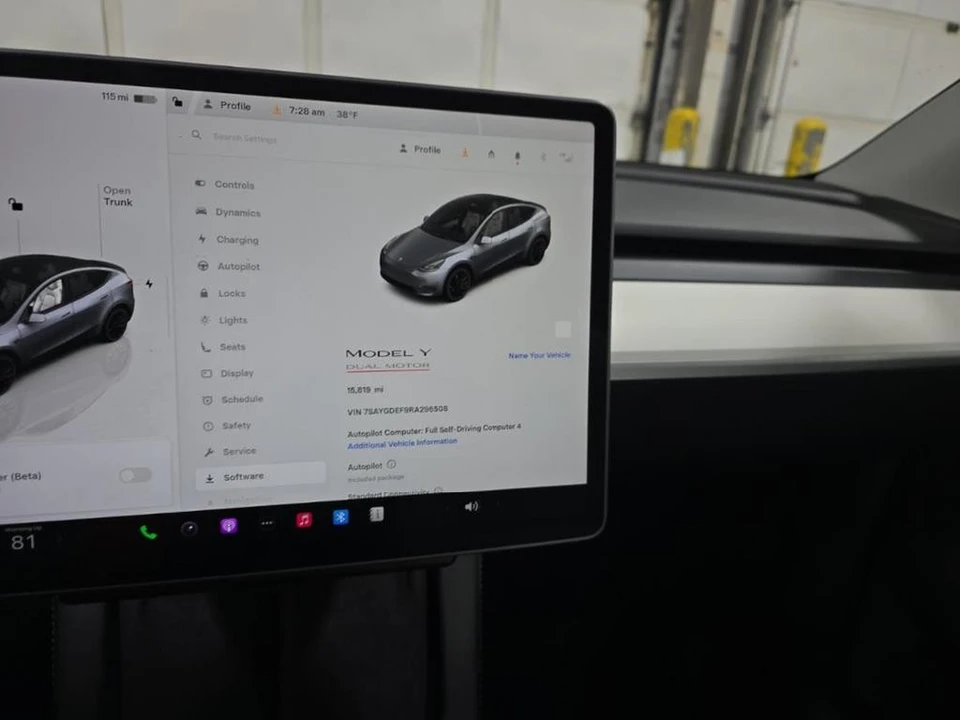 2024 Tesla Model Y Performance - Image 6 of 6