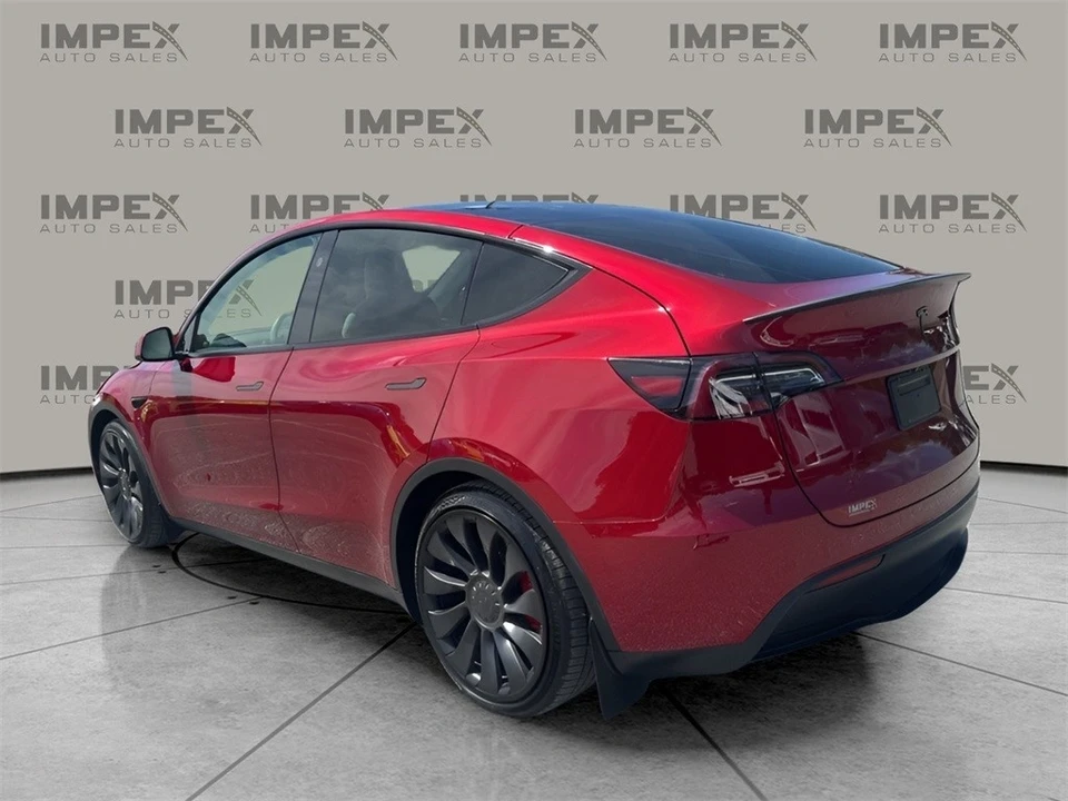 2024 Tesla Model Y Performance - Image 3 of 12