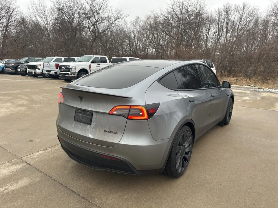2024 Tesla Model Y Performance - Image 6 of 12