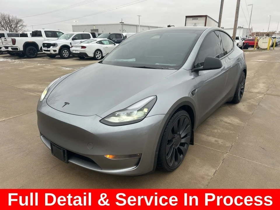 2024 Tesla Model Y Performance - Image 2 of 12