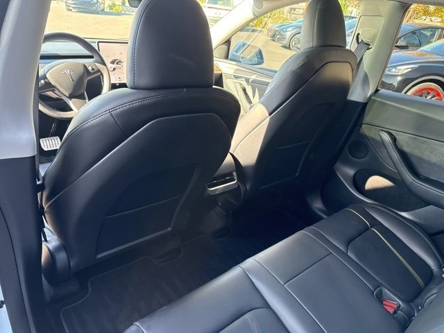 2024 Tesla Model Y Performance - Image 17 of 21