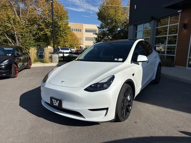 2024 Tesla Model Y Performance - Image 4 of 21