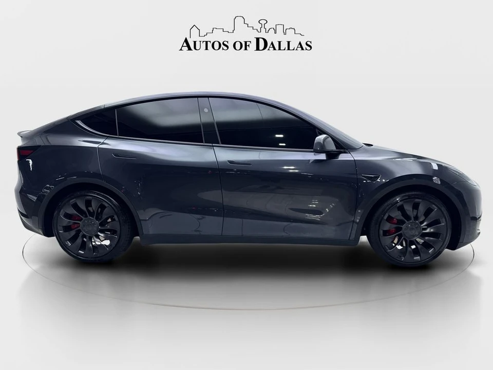 2024 Tesla Model Y Performance - Image 10 of 21