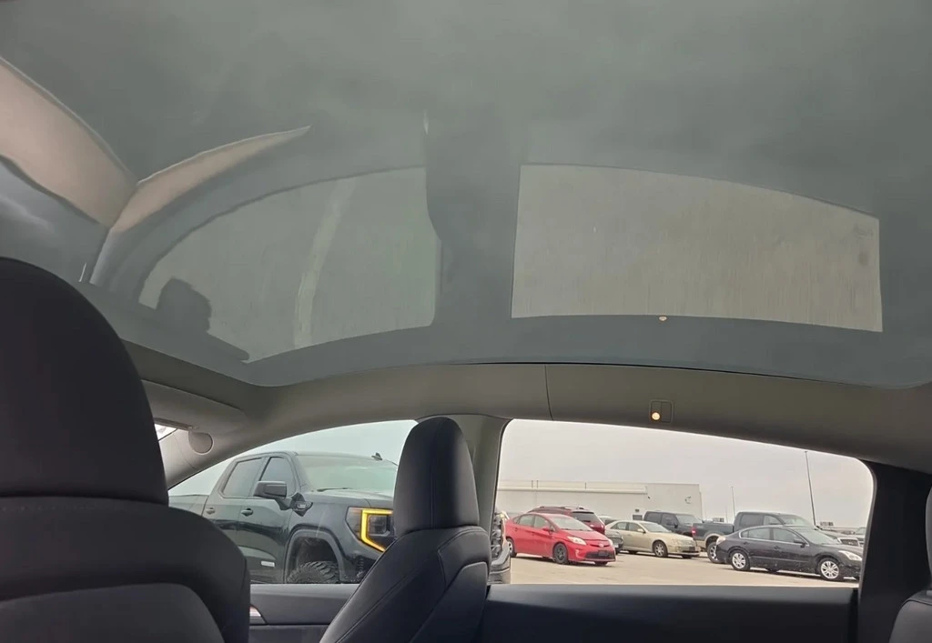 2024 Tesla Model Y Performance - Image 7 of 10