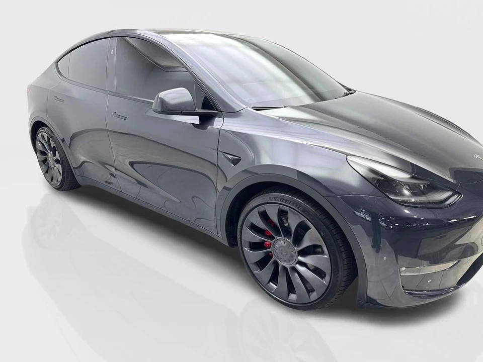 2024 Tesla Model Y Performance - Image 12 of 21