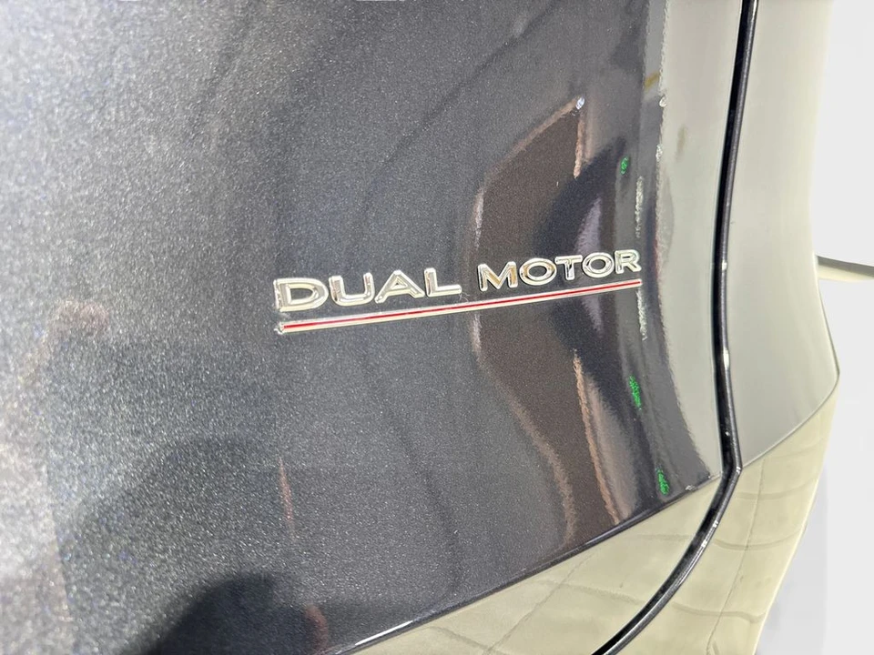 2024 Tesla Model Y Performance - Image 21 of 21