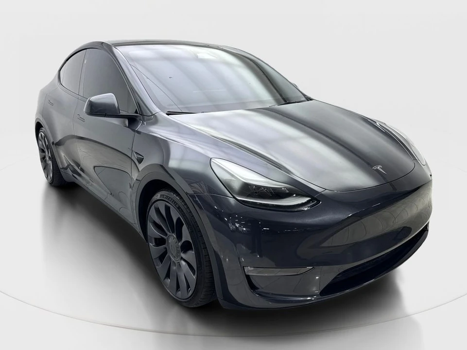 2024 Tesla Model Y Performance - Image 4 of 21