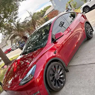 2024 Tesla Model Y Performance