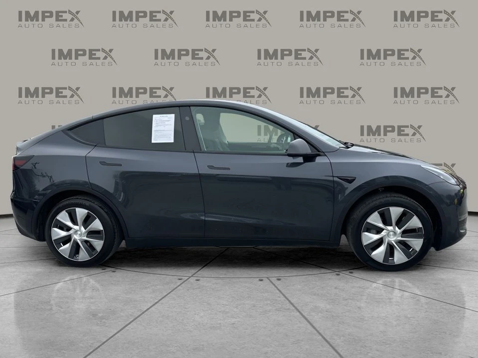 2024 Tesla Model Y - Image 6 of 21