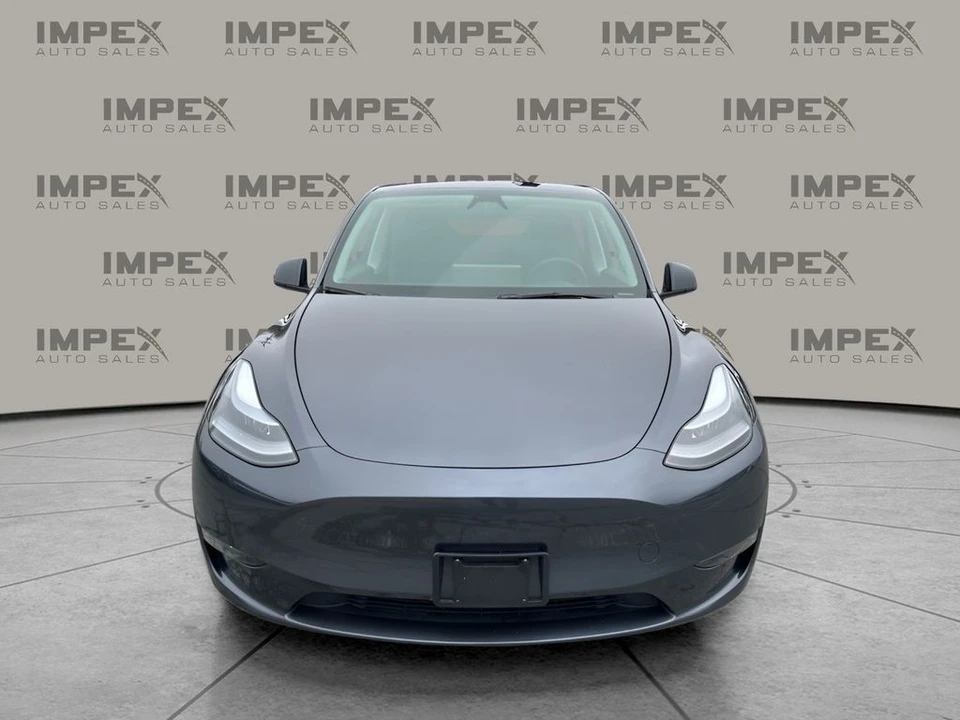 2024 Tesla Model Y - Image 8 of 12
