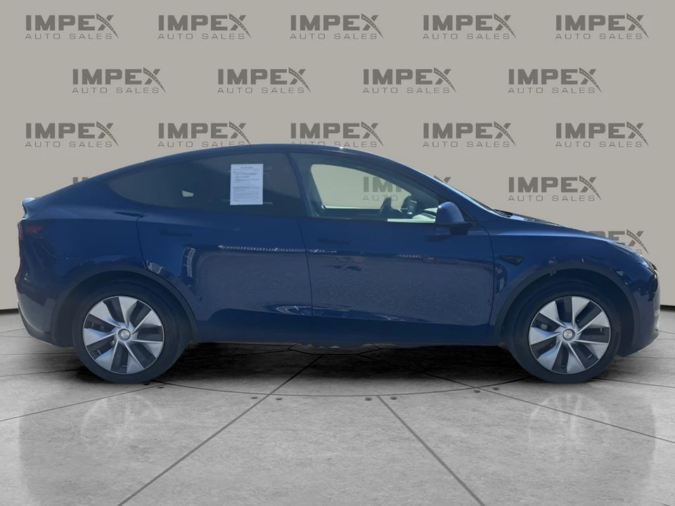 2024 Tesla Model Y - Image 6 of 12