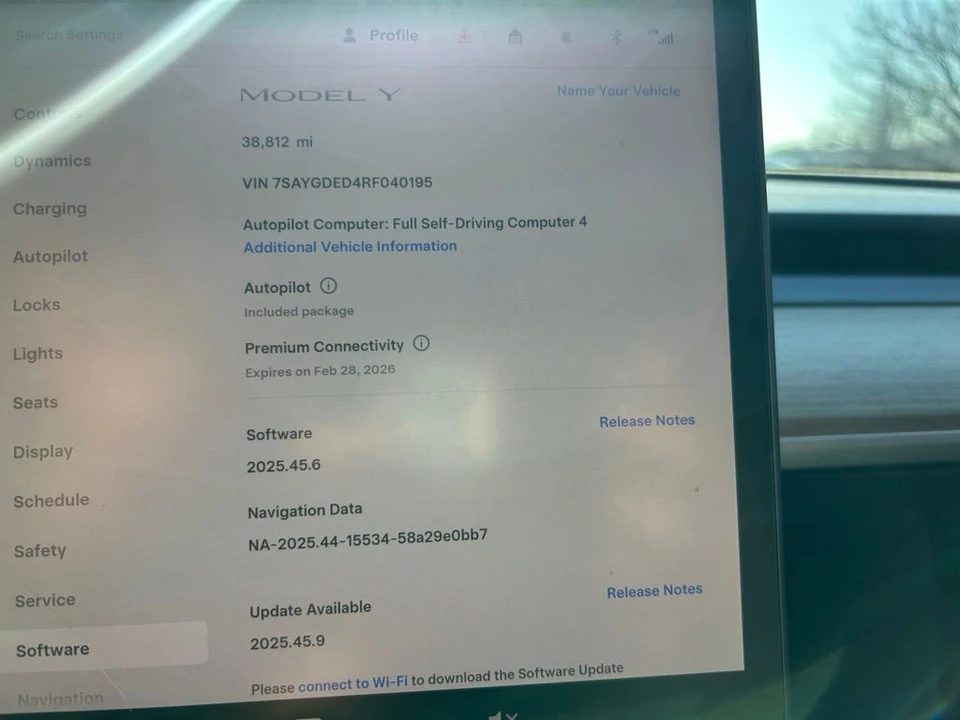 2024 Tesla Model Y - Image 15 of 16
