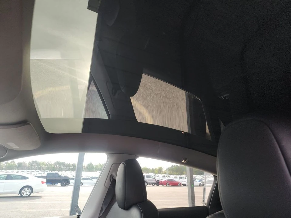 2024 Tesla Model Y - Image 7 of 10