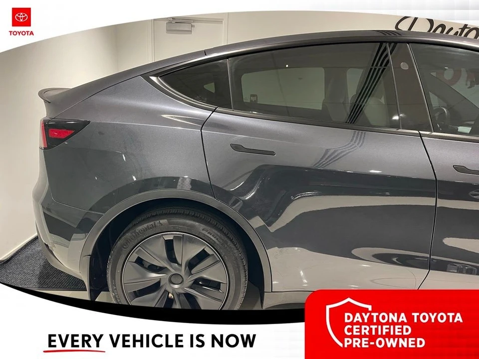 2024 Tesla Model Y - Image 6 of 12