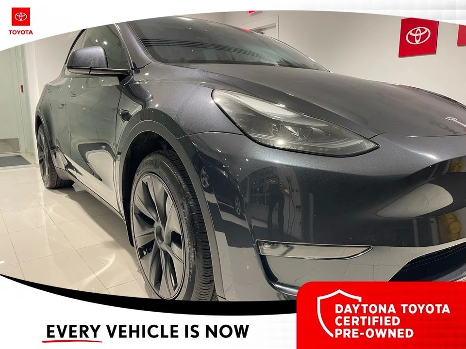 2024 Tesla Model Y - Image 2 of 12